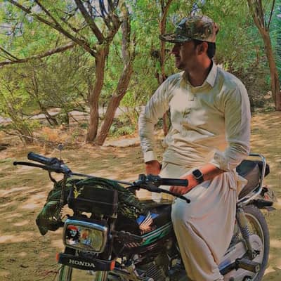 Hussain 